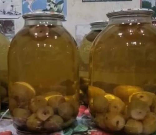 Какие рецепты приготовления компотов из груш подойдут для зимы. Компот из груш на зиму