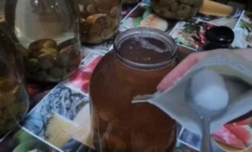 Какие рецепты приготовления компотов из груш подойдут для зимы. Компот из груш на зиму