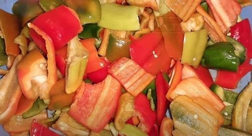 Аджика из петрушки на зиму — лучшие рецепты без варки