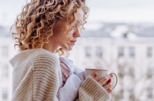 Как хранить высушенный шиповник, чтобы он не потерял свои полезные свойства. Сколько витаминов теряет шиповник при заваривании и как их сохранить