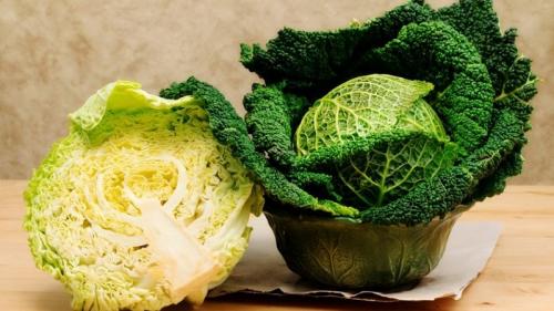 Можно ли морозить капусту для долгосрочного хранения. Проверенные способы хранения савойской капусты на зиму в домашних условиях