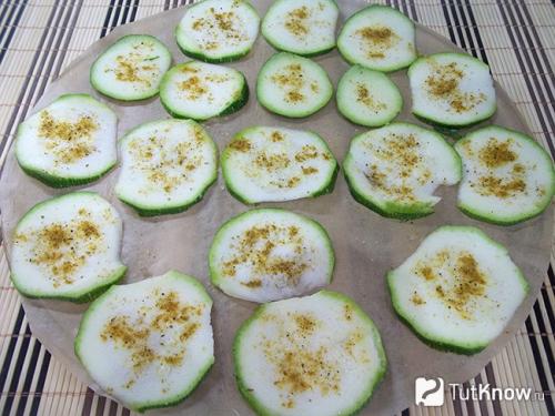 Как приготовить вкусные и хрустящие чипсы из кабачков в духовке 14 Как приготовить вкусные и хрустящие чипсы из кабачков в духовке 14