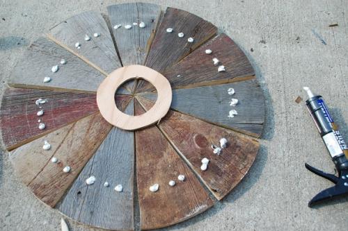 Оригинальная работа - столик для дачного быта. 06