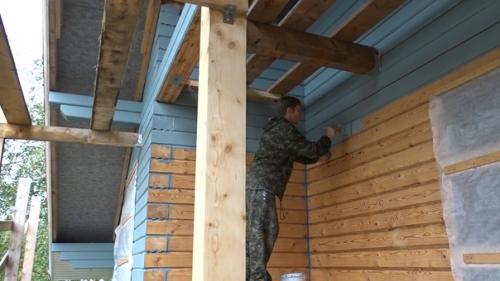 Свой домик покрасил! 07