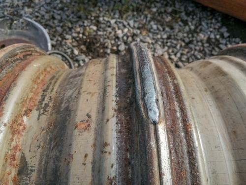 Из старых дисков получилась отличная печь под казан. 03