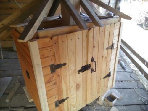 Вот такую сделал коптильню для себя. 01