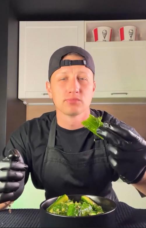 Вкуснейшая закусочка - огурчики. 01