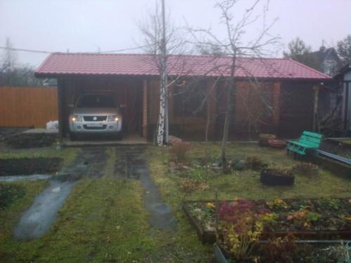 Задумал мастерскую и ещё навес под Машину вышел. 07