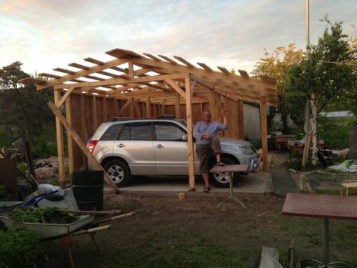 Задумал мастерскую и ещё навес под Машину вышел. 02