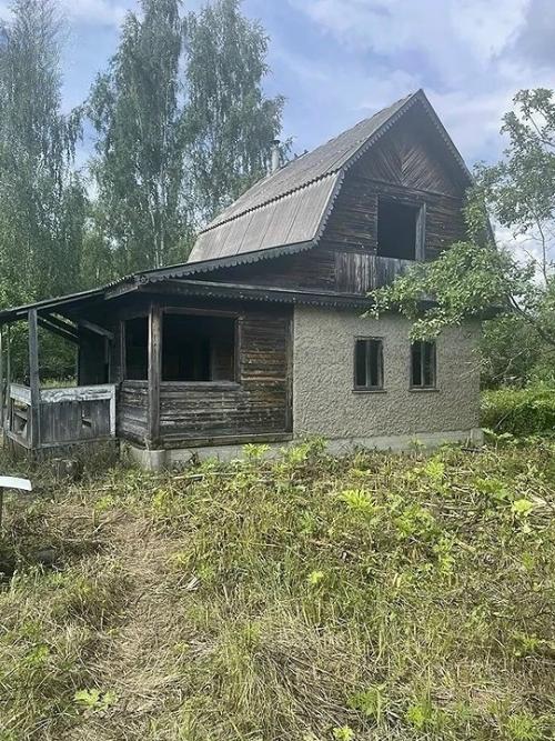 Новая жизнь заброшенной дачи.
