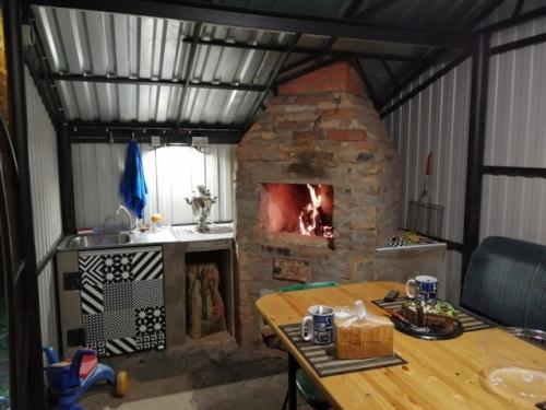 Вот такую беседку сделал муж. 01