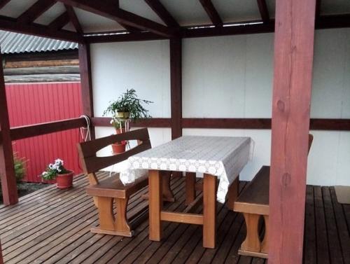 С сыном построили беседку - отдыхаем большой семьёй. 05