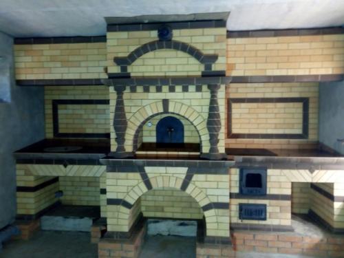 Делюсь с вами и я: достойный печной комплекс соорудили. 05