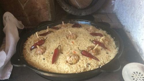 Наше любимое место для отдыха большой компанией - летняя кухня. 04