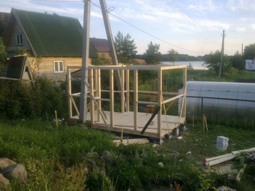 Многие желают обновить свой участок и построить беседку, для отдыха и времяпровождения в выходные деньки. 04