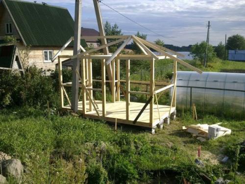 Многие желают обновить свой участок и построить беседку, для отдыха и времяпровождения в выходные деньки. 05