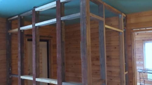 Сделал в доме из бруса каркасные перегородки. 04