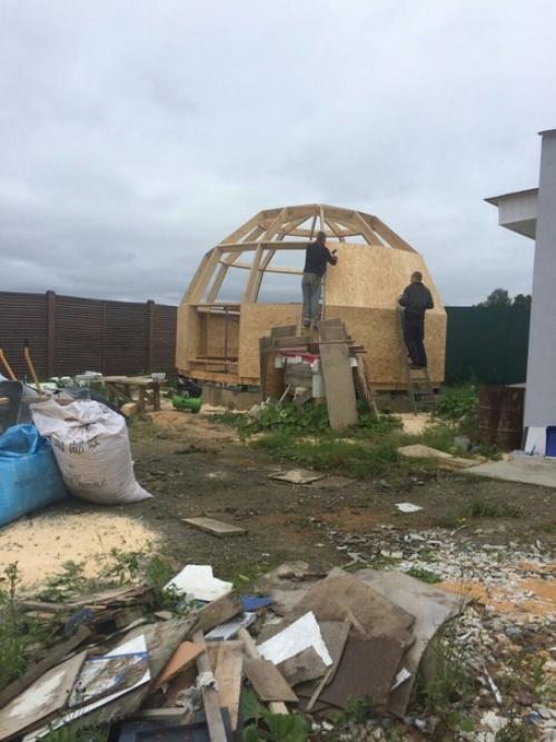 Не часто встретишь такой дом. 01