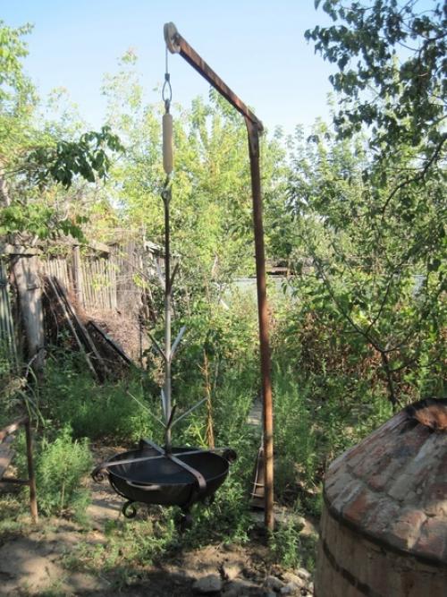 На даче сделал удобную Ёлочку для тандыра. 02