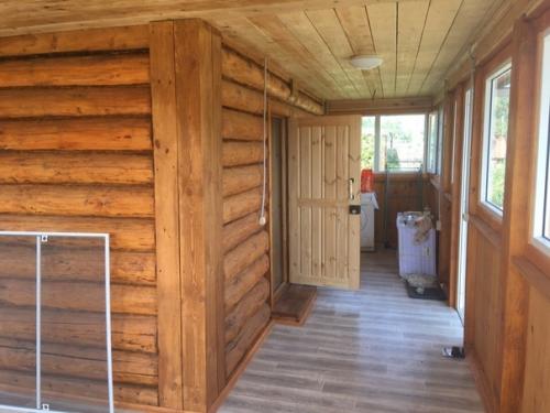 Автор: Максим Каспий. 02