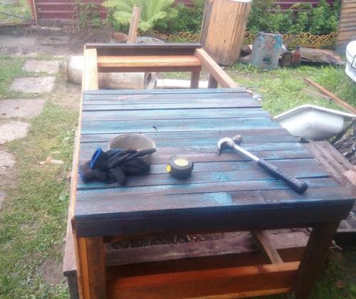 Помывочную простенькую сделал на даче. 04