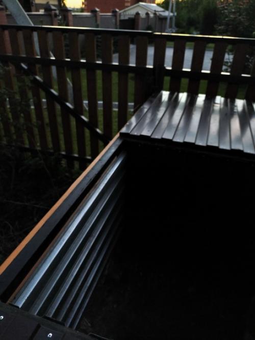 Здравствуйте, сделал компостный ящик, два выходных и четыре вечера. 02