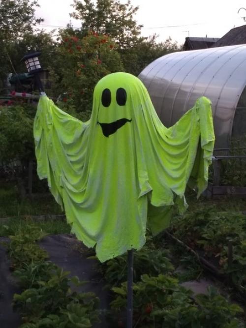 Самое лучшее и доброе в мире привидение - сделали из остатков цемента.