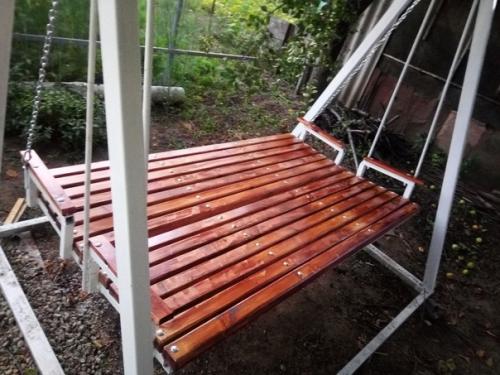 Крытые качели для дачи, своими руками. 02