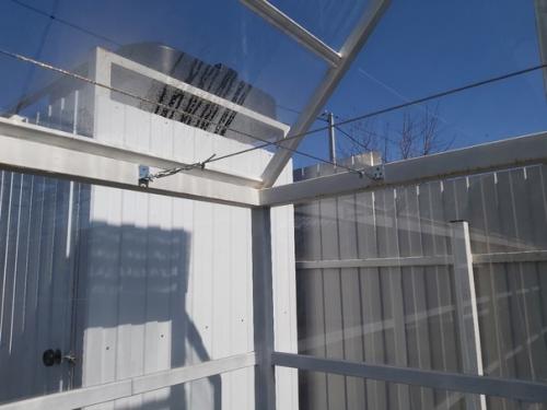 Осуществил давнюю мечту жены об основательной теплице. 08