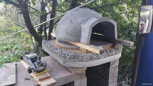 Своими руками построил помпейскую печь на даче. 03
