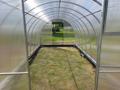 Смастерил теплицу своими руками. 02