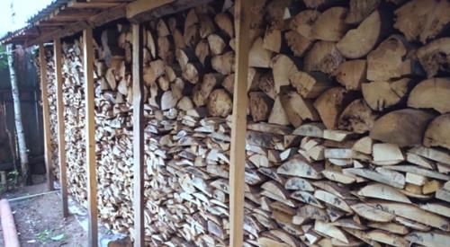 Уже второй год заказываю Машину горбыля на дрова. 02