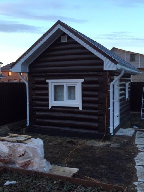 Хоть и небольшая банька, но классная. 07