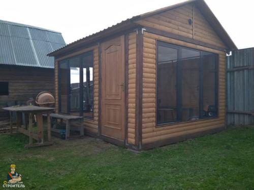 Наш лeтний дoмик, построен в дepeвнe. 04