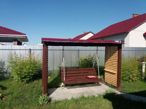 Всё на участке муж своими руками сделал. 02