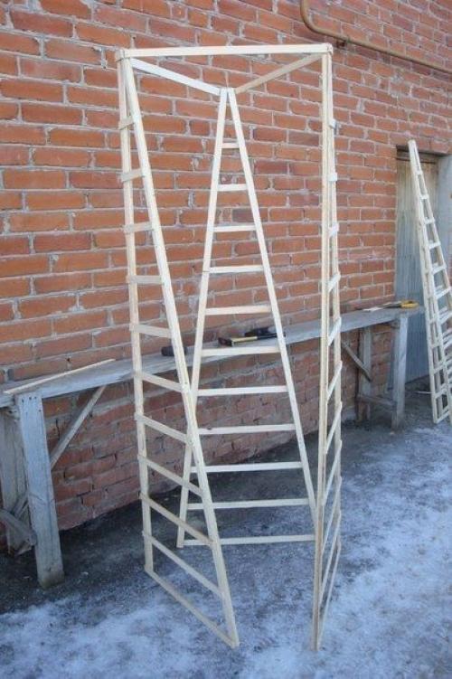 Дачникам в помощь классная идея - шпалера, которая принимает любую форму. 02