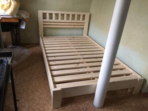 Своими руками кровать на дачу смастерил. 07