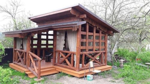 Дачная беседка своими руками.