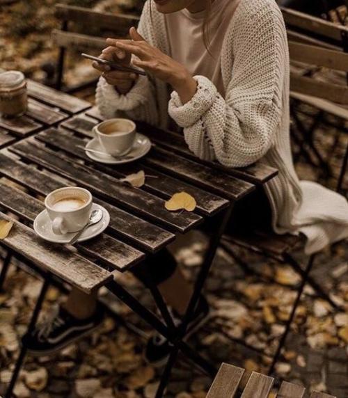 - Я раннюю осень люблю. 01