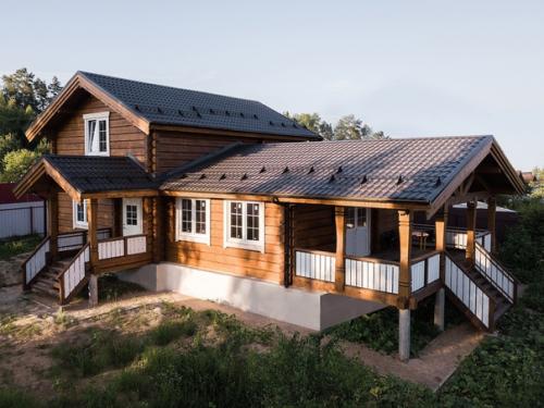 Дома из лафета.