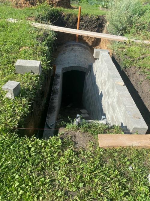 Соорудили погреб на даче. 03