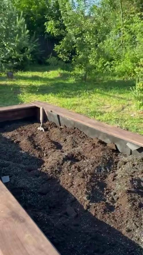 Как мы высокие грядки делаем. 02