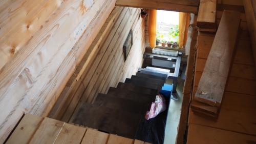 Каркас лестницы готов. 01