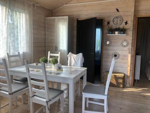 Укомплектованные для дачного проживания 48 кв. 02