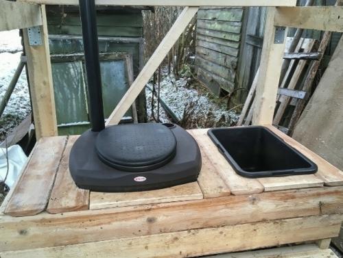 Базовая конструкция реализована по проверенной и надежной схеме: 03