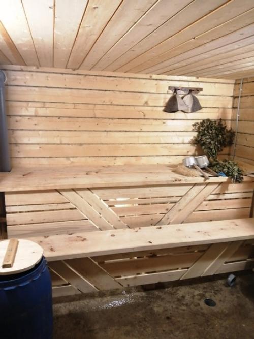 Вот такая банька получается много ещё не доделано. 04