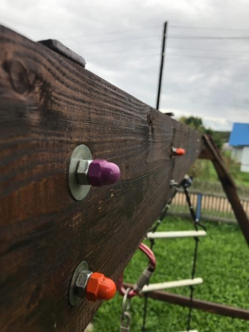 Дочурок своих порадовал, а то на дачу ездить не хотели, а теперь с радостью. 03