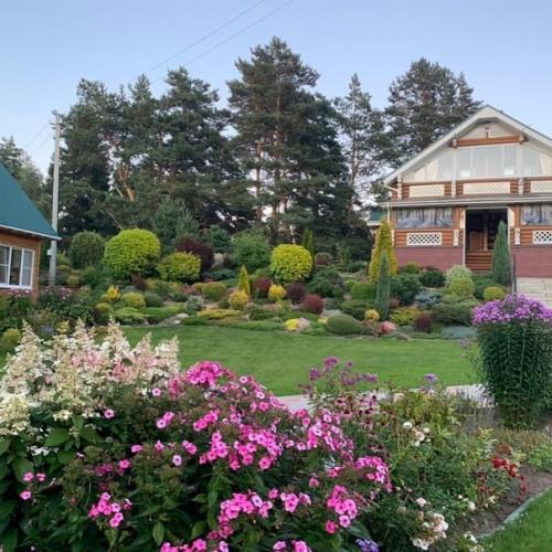 Живописный и насыщенный участок. 03