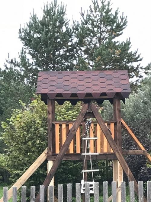 Дочурок своих порадовал, а то на дачу ездить не хотели, а теперь с радостью. 04