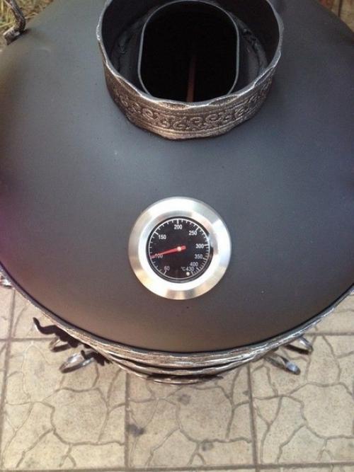 Хорошая работа. Не только переделка с пользой, но и красивое оформление. 03